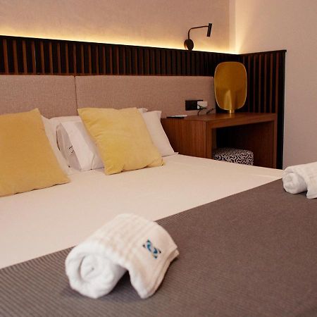 Isa Sevilla Suites Екстериор снимка