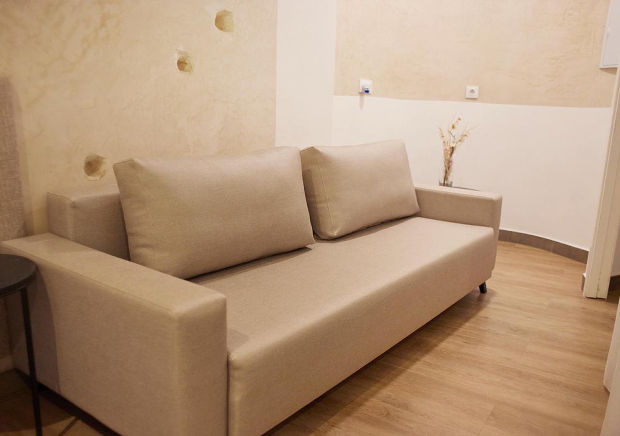 Isa Sevilla Suites Екстериор снимка