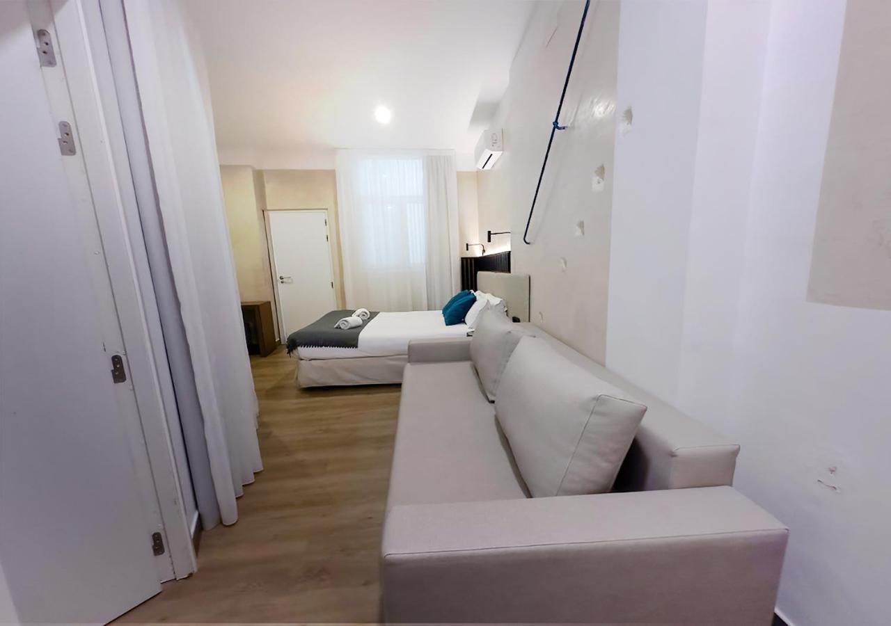 Isa Sevilla Suites Екстериор снимка